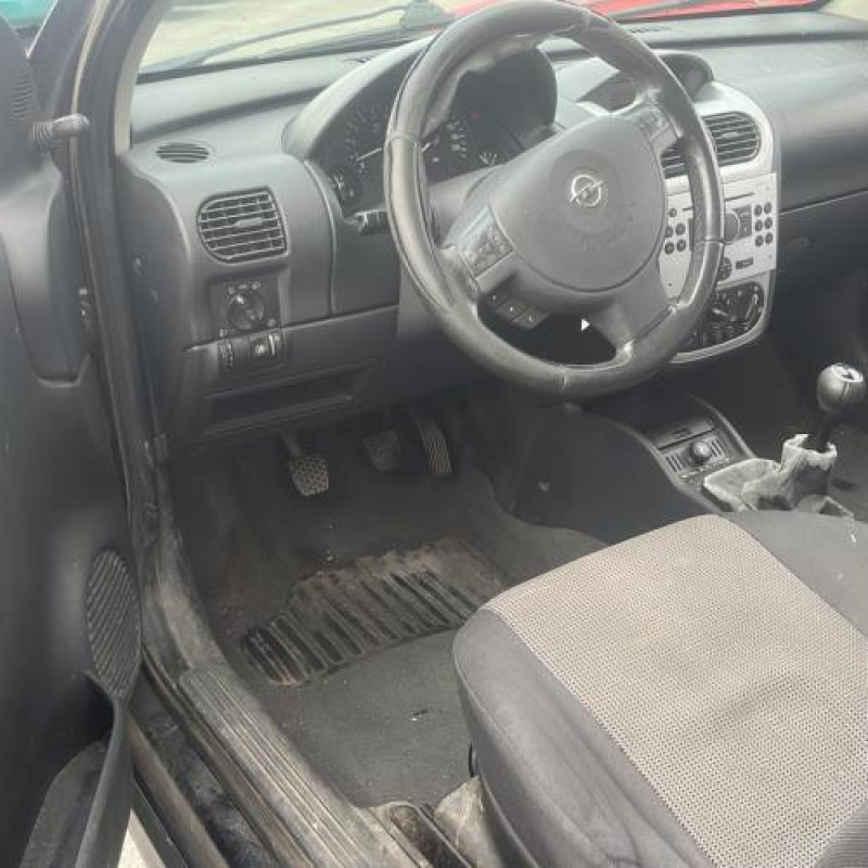 Porte avant gauche OPEL CORSA C Photo n°15