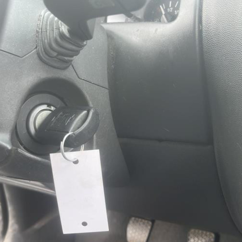 Porte avant gauche OPEL CORSA C Photo n°19