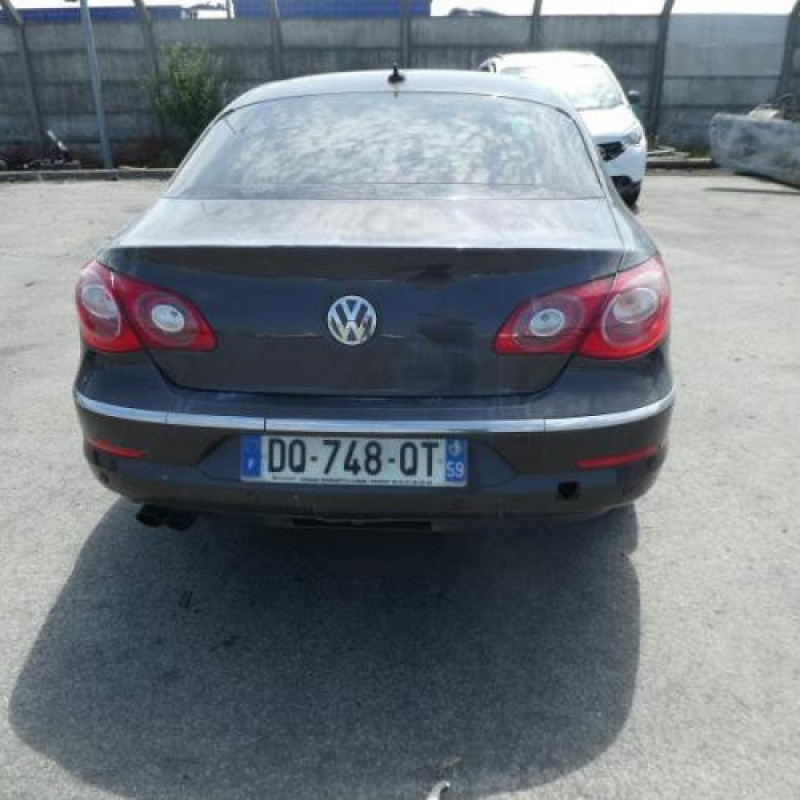 Etrier arriere droit (freinage) VOLKSWAGEN PASSAT 5 Photo n°6
