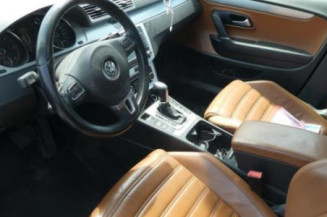 Etrier arriere droit (freinage) VOLKSWAGEN PASSAT 5