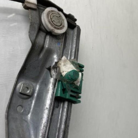 Leve vitre electrique avant gauche RENAULT CLIO 3