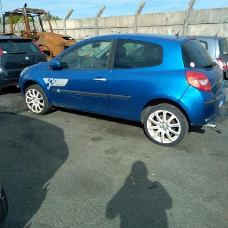 Leve vitre electrique avant gauche RENAULT CLIO 3 Photo n°8