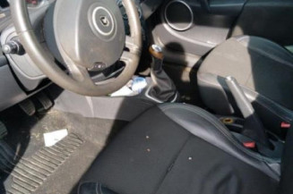Leve vitre electrique avant gauche RENAULT CLIO 3