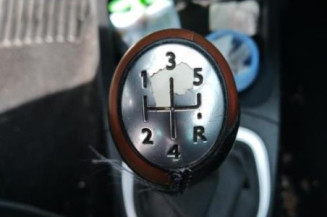 Leve vitre electrique avant gauche RENAULT CLIO 3