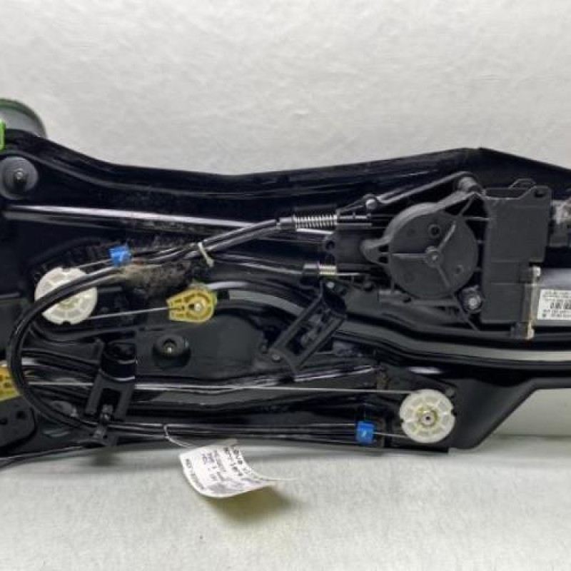 Leve vitre electrique arriere gauche PEUGEOT 308 1 Photo n°1