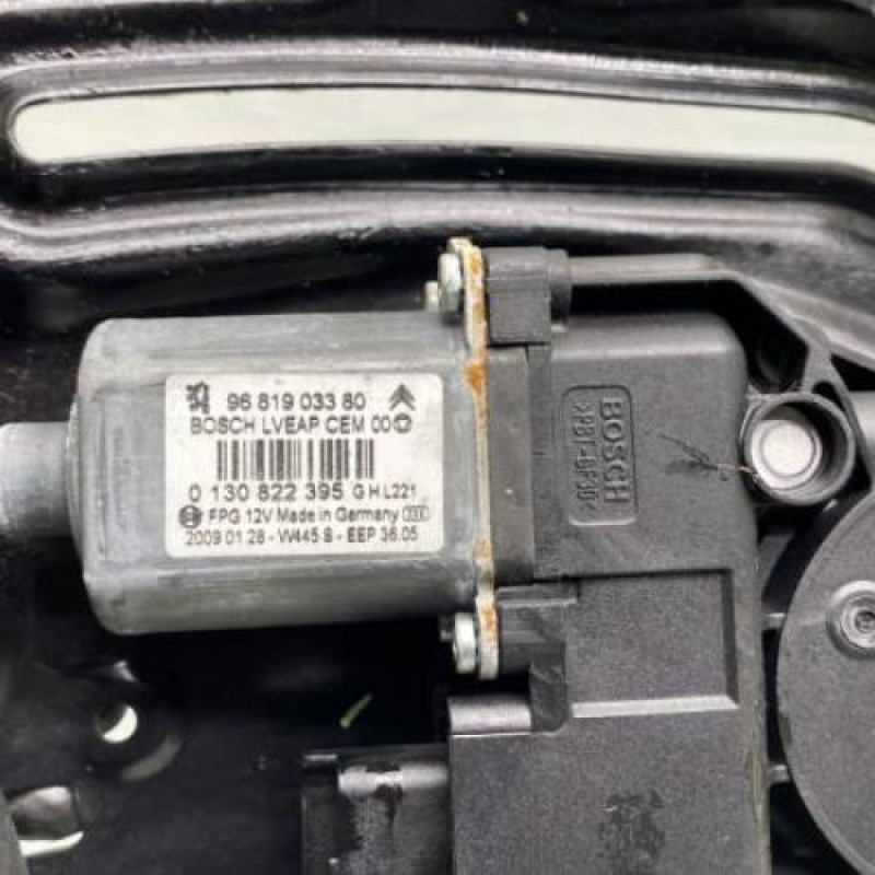 Leve vitre electrique arriere gauche PEUGEOT 308 1 Photo n°5