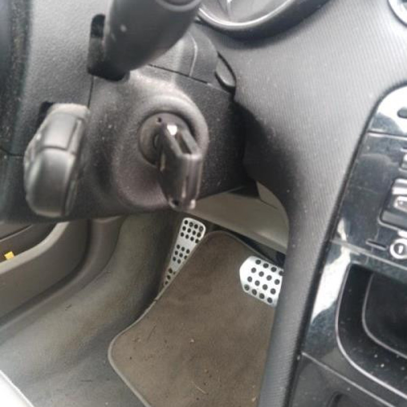 Moteur de capote PEUGEOT 308 1 Photo n°10