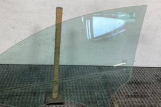 Vitre avant droit MERCEDES CLASSE CLA 118