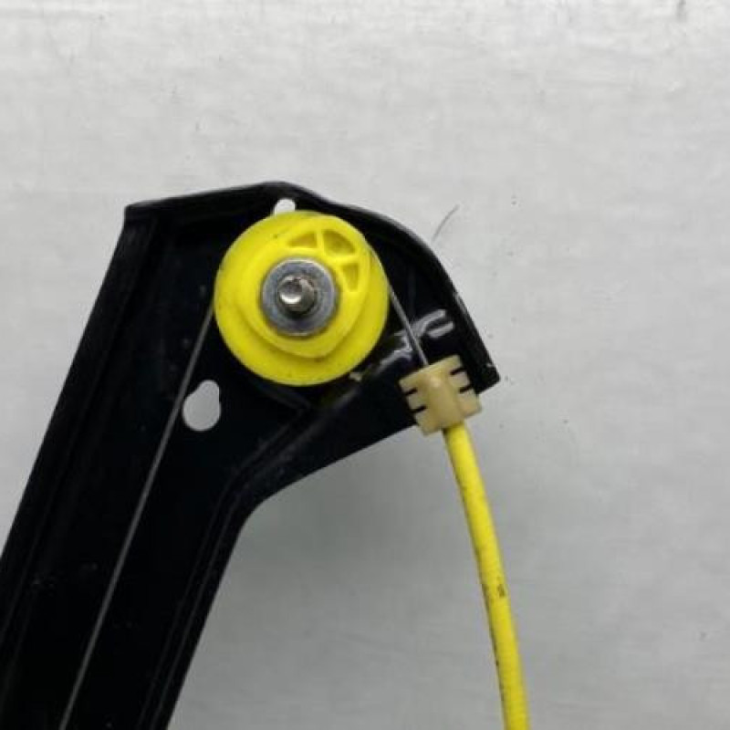 Leve vitre electrique avant gauche MERCEDES CLASSE CLA 118 Photo n°4