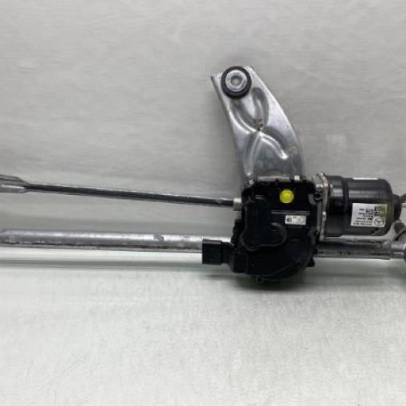 Moteur essuie glace avant MERCEDES CLASSE CLA 118 Photo n°4
