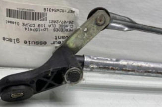 Moteur essuie glace avant MERCEDES CLASSE CLA 118