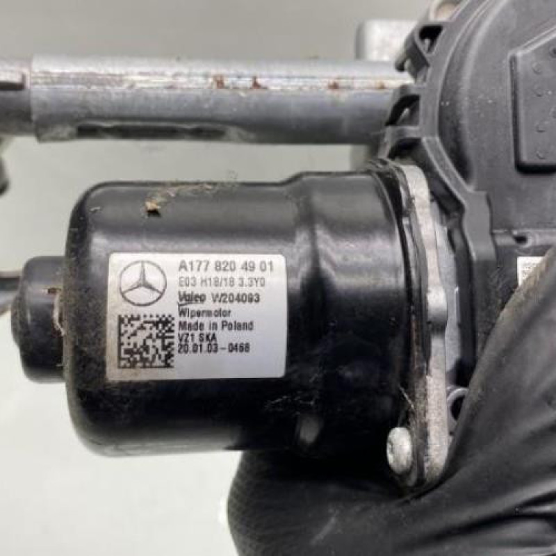 Moteur essuie glace avant MERCEDES CLASSE CLA 118 Photo n°8
