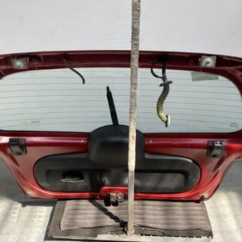 Malle/Hayon arriere RENAULT TWINGO 2 Photo n°15