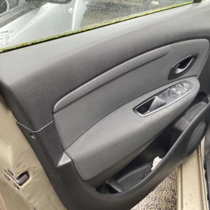 Boitier air bag RENAULT SCENIC 3 Photo n°16
