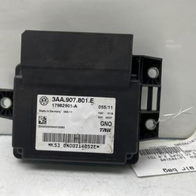Boitier air bag VOLKSWAGEN PASSAT 5 Photo n°1