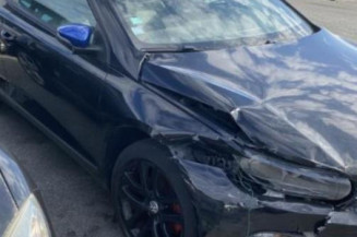 Fermeture de capot VOLKSWAGEN SCIROCCO 3