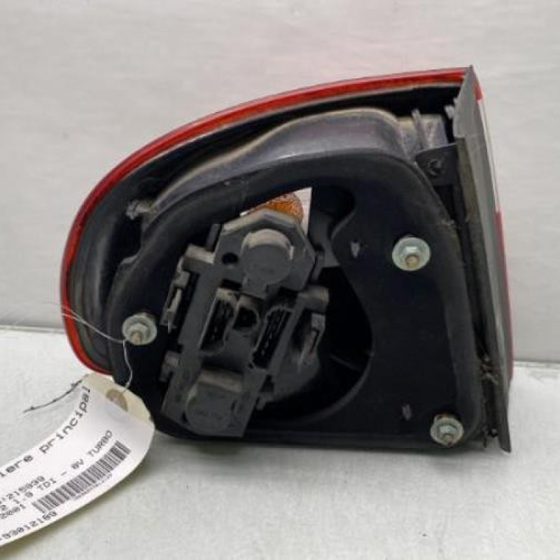 Feu arriere principal droit (feux) SEAT TOLEDO 2 Photo n°2
