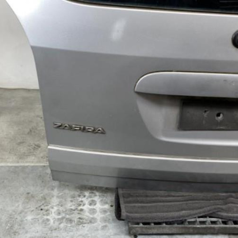 Malle/Hayon arriere OPEL ZAFIRA A Photo n°7