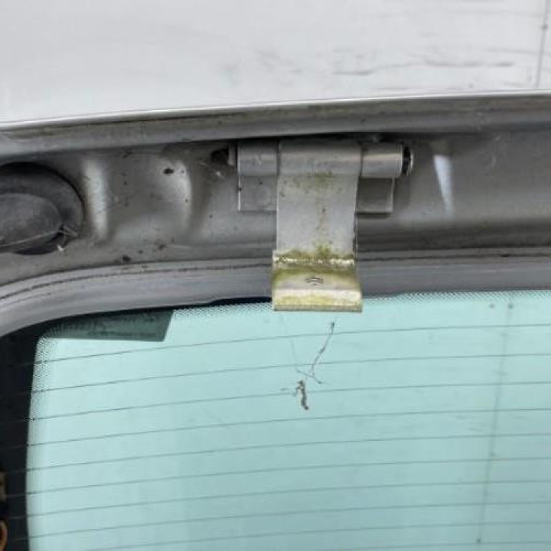 Malle/Hayon arriere OPEL ZAFIRA A Photo n°8