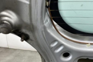 Malle/Hayon arriere OPEL ZAFIRA A
