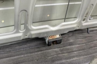 Malle/Hayon arriere OPEL ZAFIRA A