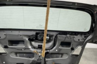Malle/Hayon arriere MERCEDES CLASSE B 245