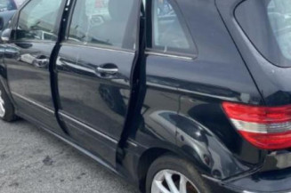 Malle/Hayon arriere MERCEDES CLASSE B 245
