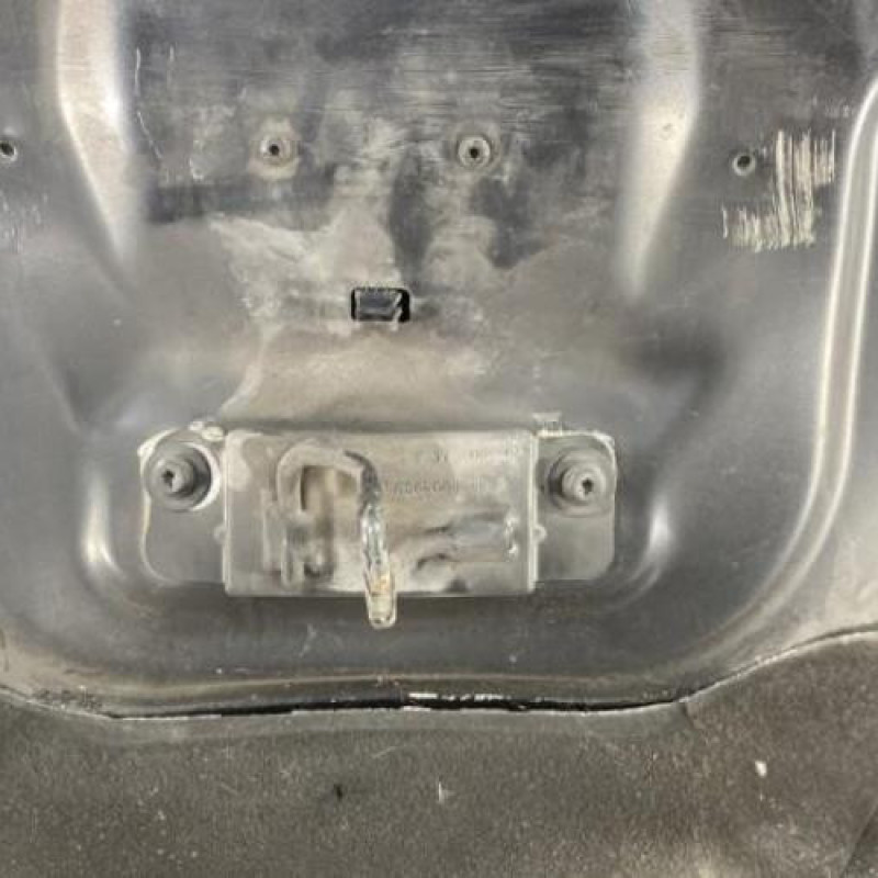 Capot RENAULT LAGUNA 3 Photo n°7