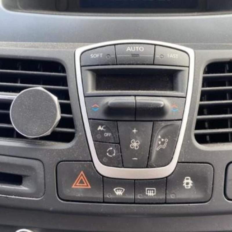 Capot RENAULT LAGUNA 3 Photo n°19