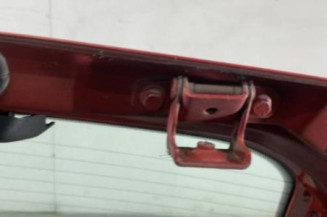 Malle/Hayon arriere FIAT PUNTO 2
