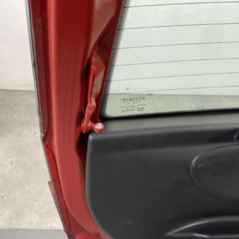 Malle/Hayon arriere FIAT PUNTO 2 Photo n°9