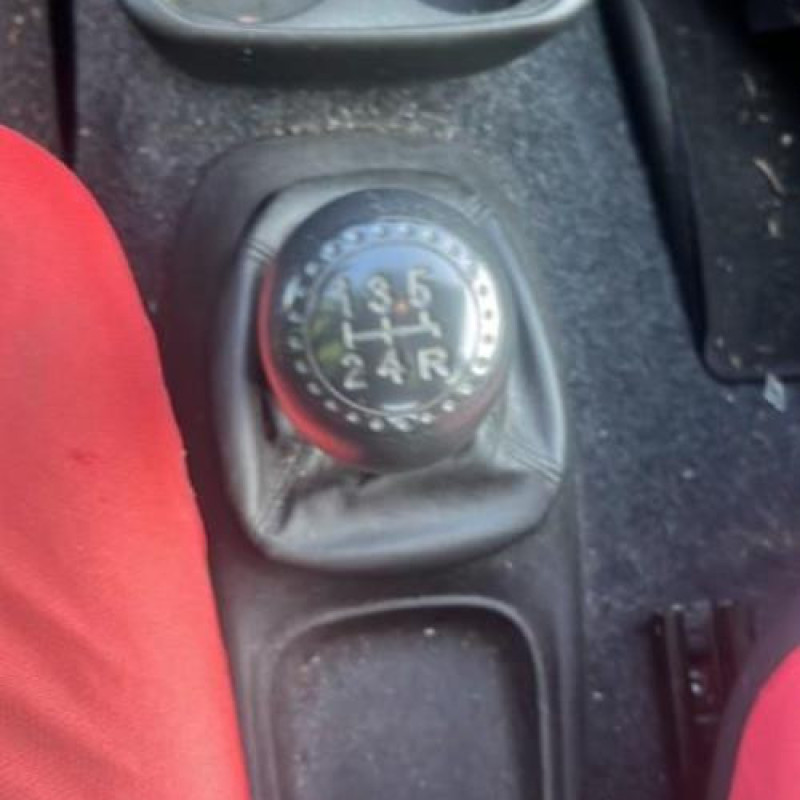 Malle/Hayon arriere FIAT PUNTO 2 Photo n°18