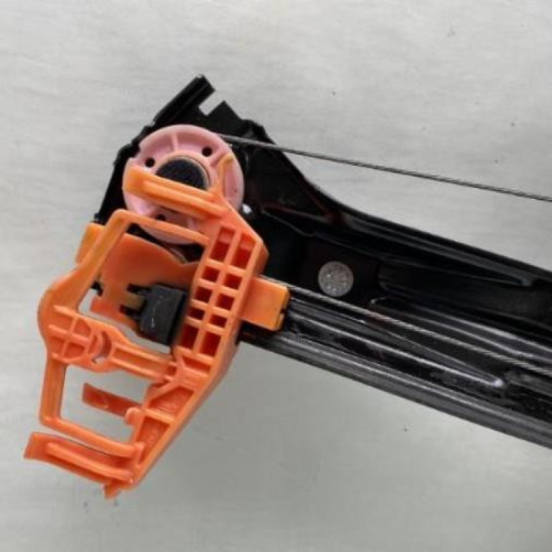 Leve vitre electrique avant droit LANCIA DELTA 3 Photo n°2