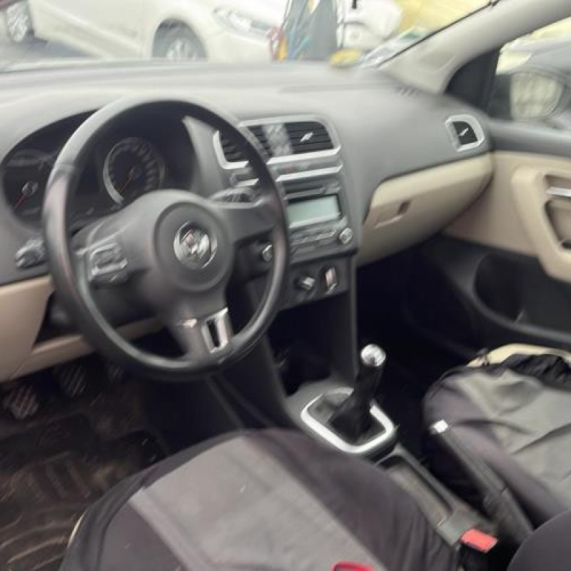 Leve vitre electrique avant droit VOLKSWAGEN POLO 5 Photo n°16