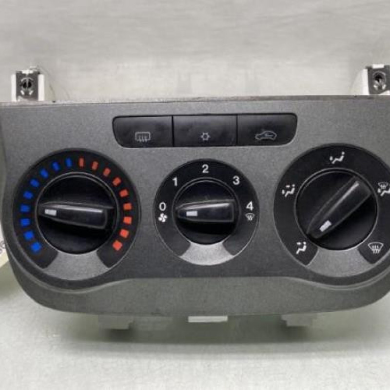 Commande chauffage FIAT GRANDE PUNTO Photo n°1