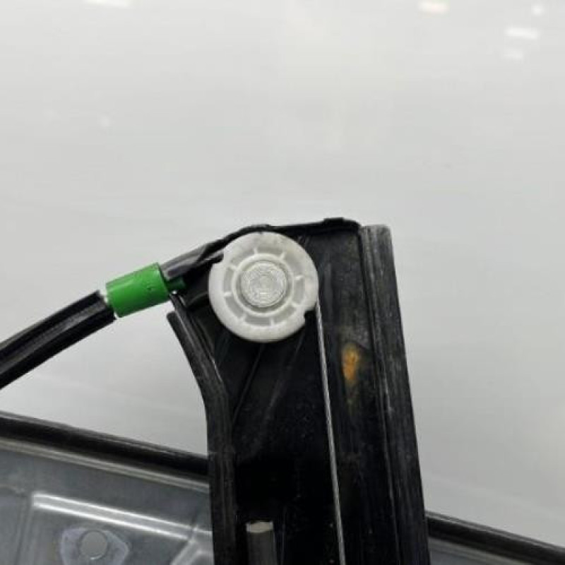 Leve vitre electrique avant droit SKODA FABIA 1 Photo n°7