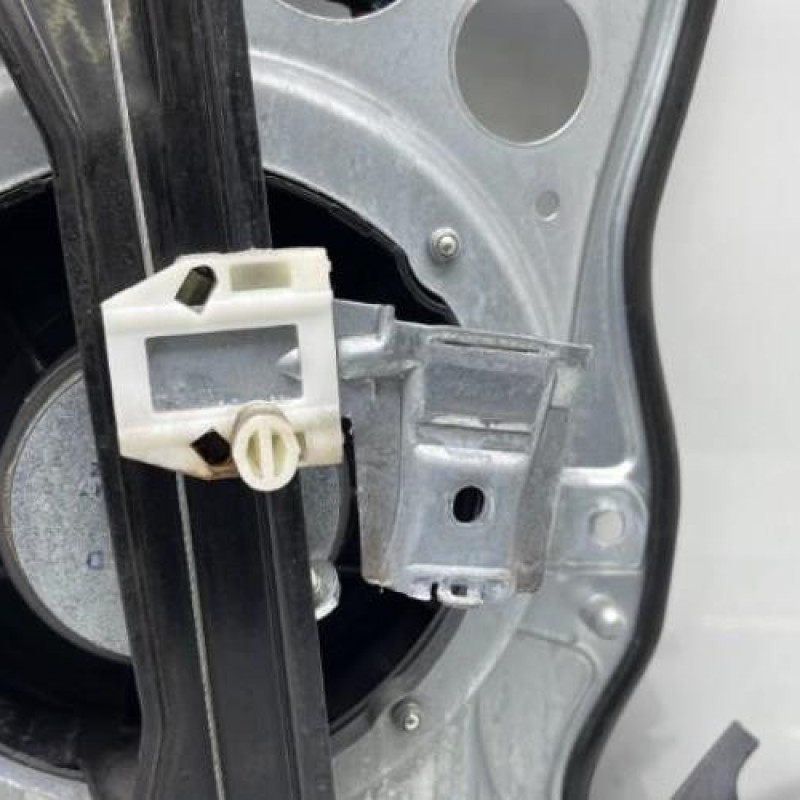 Leve vitre electrique avant droit SKODA FABIA 1 Photo n°8