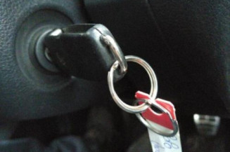 Commande de fermeture centralisee VOLKSWAGEN POLO 5