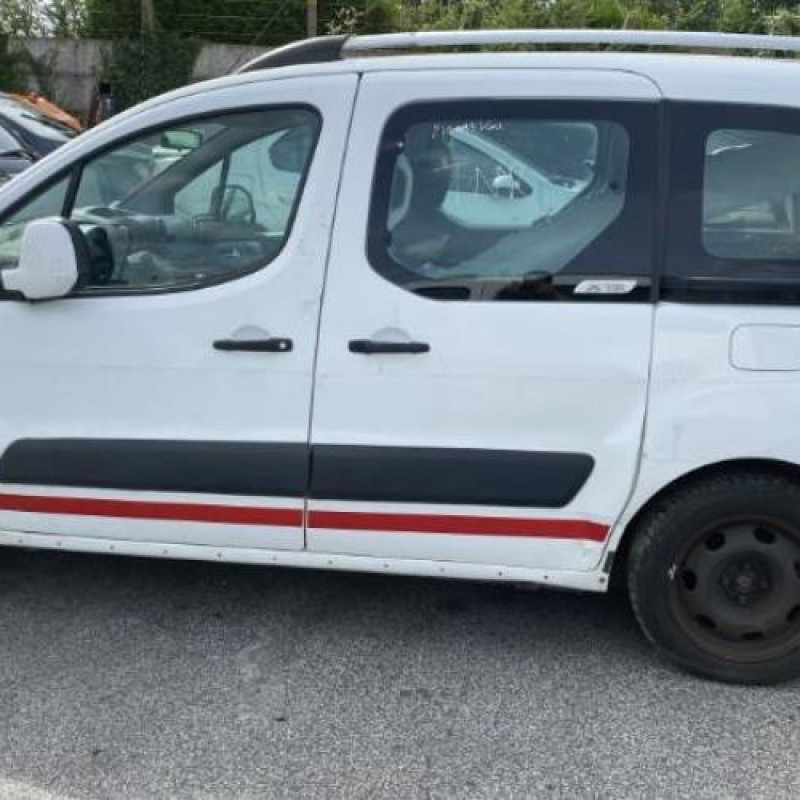 Interrupteur de leve vitre avant gauche CITROEN BERLINGO 2 Photo n°11