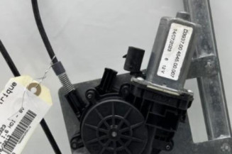 Leve vitre electrique avant droit PEUGEOT 208 1