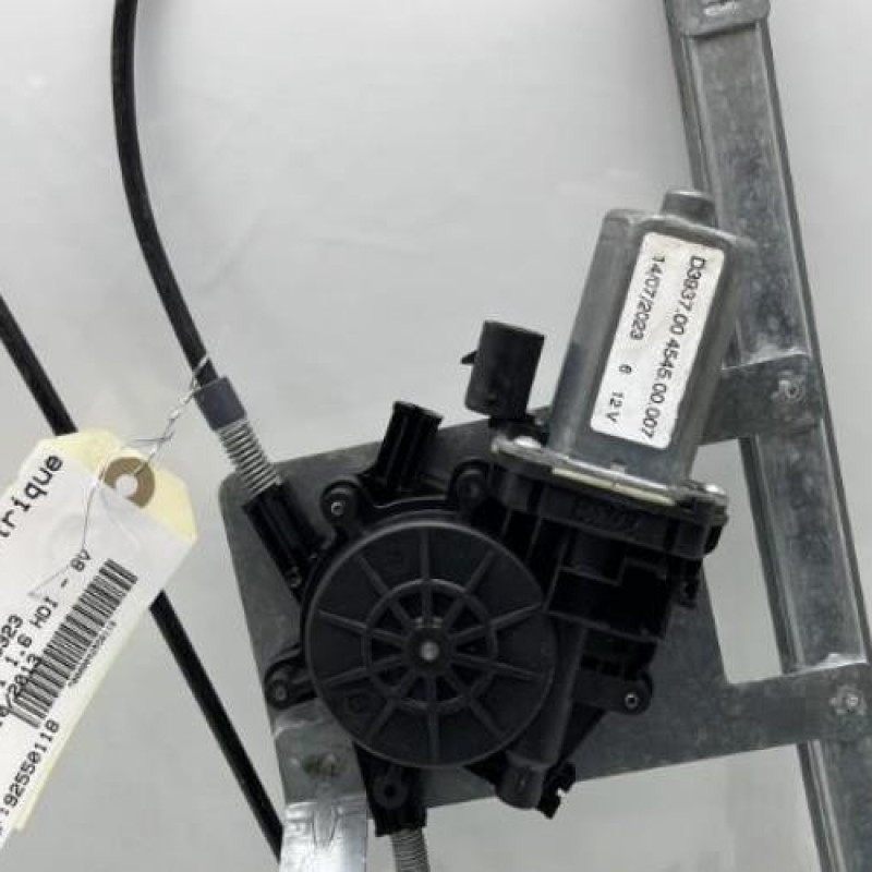 Leve vitre electrique avant droit PEUGEOT 208 1 Photo n°7
