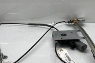 Leve vitre electrique avant droit PEUGEOT 208 1