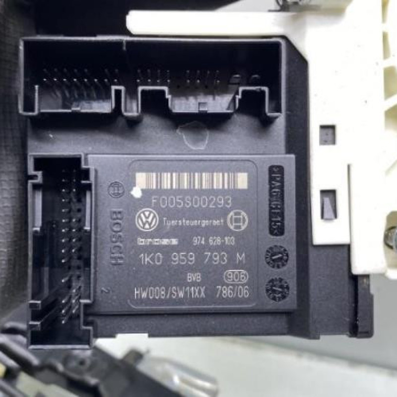 Leve vitre electrique avant gauche SEAT LEON 2 Photo n°9