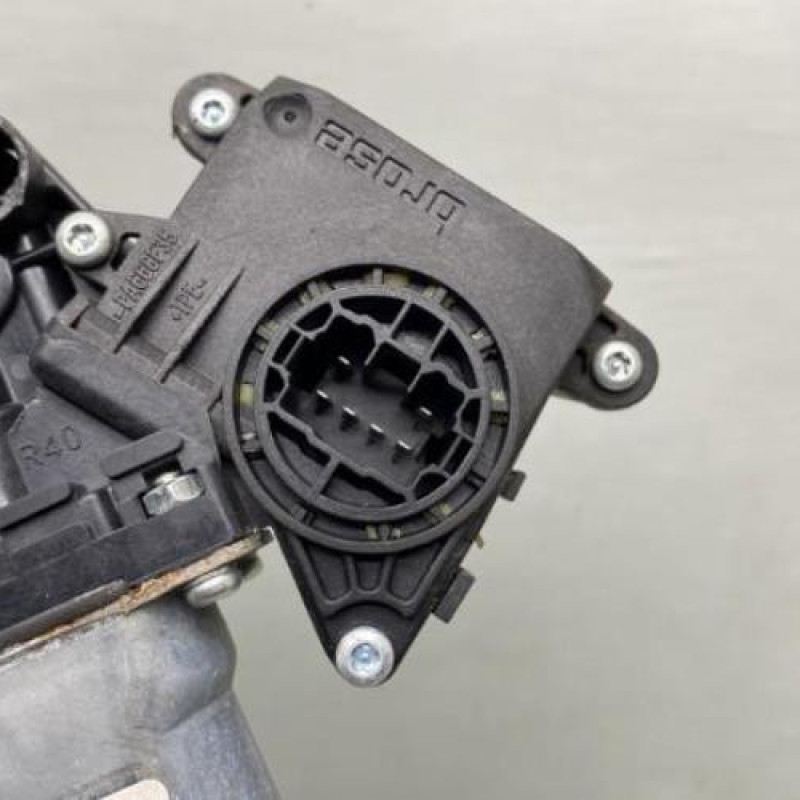 Leve vitre electrique arriere droit TOYOTA COROLLA VERSO 2 Photo n°4