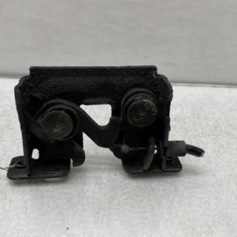 Fermeture de capot BMW SERIE 1 E81 Photo n°3