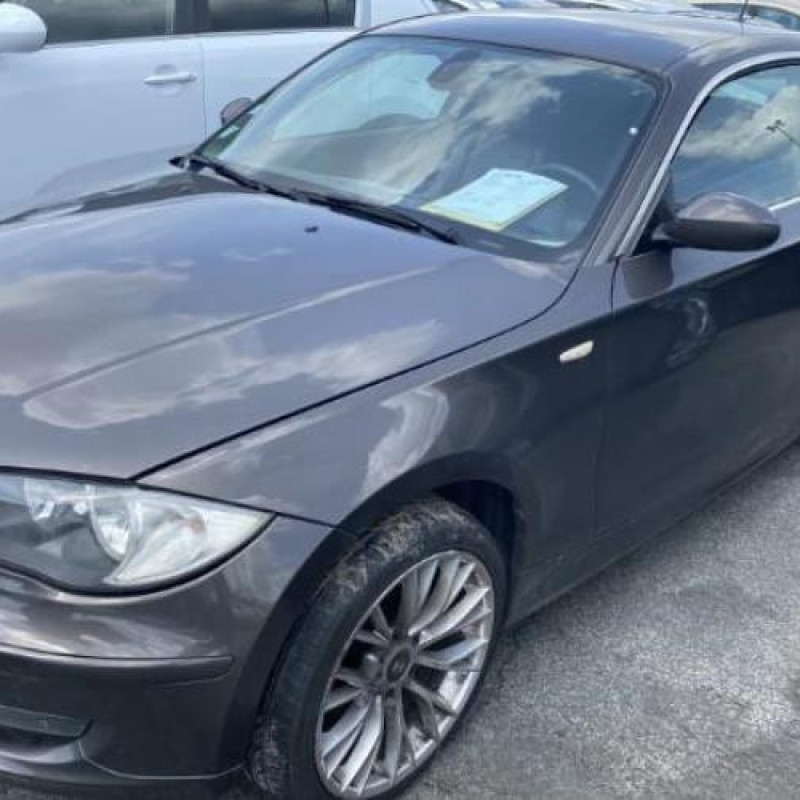 Fermeture de capot BMW SERIE 1 E81 Photo n°5