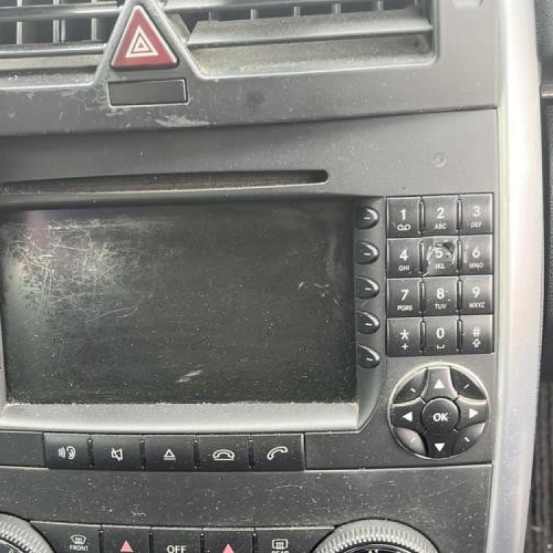 Interrupteur de leve vitre avant droit MERCEDES CLASSE B 245 Photo n°10