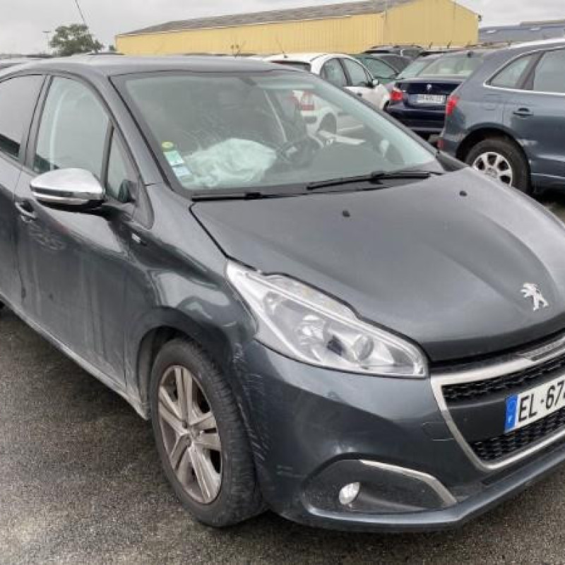 PEUGEOT 208 1 PHASE 2 1.2 VTI - 12V Photo n°2