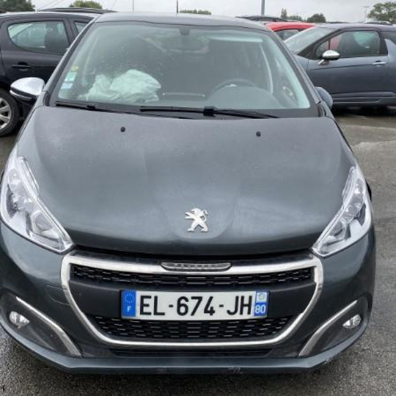 PEUGEOT 208 1 PHASE 2 1.2 VTI - 12V Photo n°8