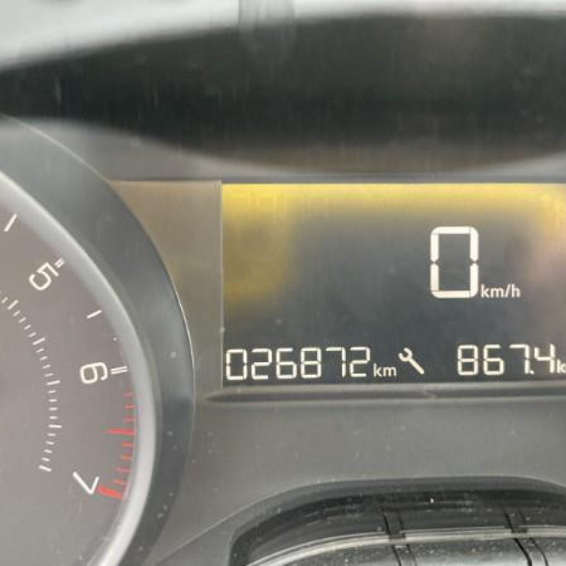 PEUGEOT 208 1 PHASE 2 1.2 VTI - 12V Photo n°18